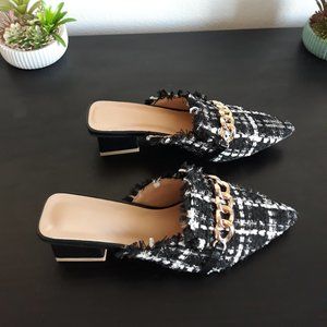 Chain Decor Raw Trim Chunky Black and White Mules